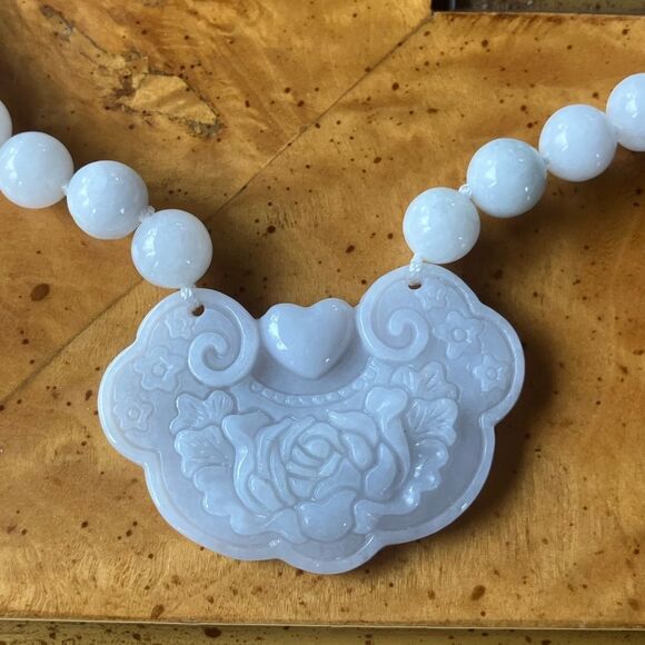 Natural Jade Carved Rose Necklace - Picture 1 of 9